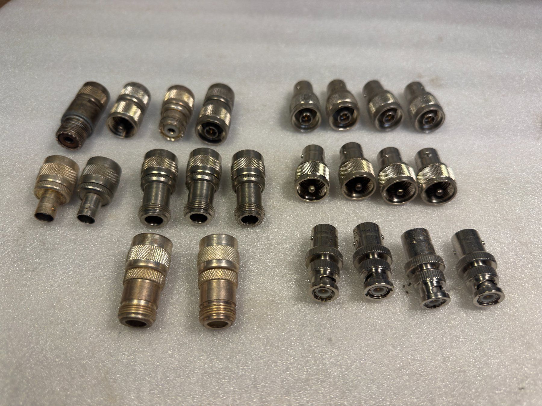 Technique de radiocom: 30 HF Stecker Typ C – D'occasion à Ins par funkflieger 2