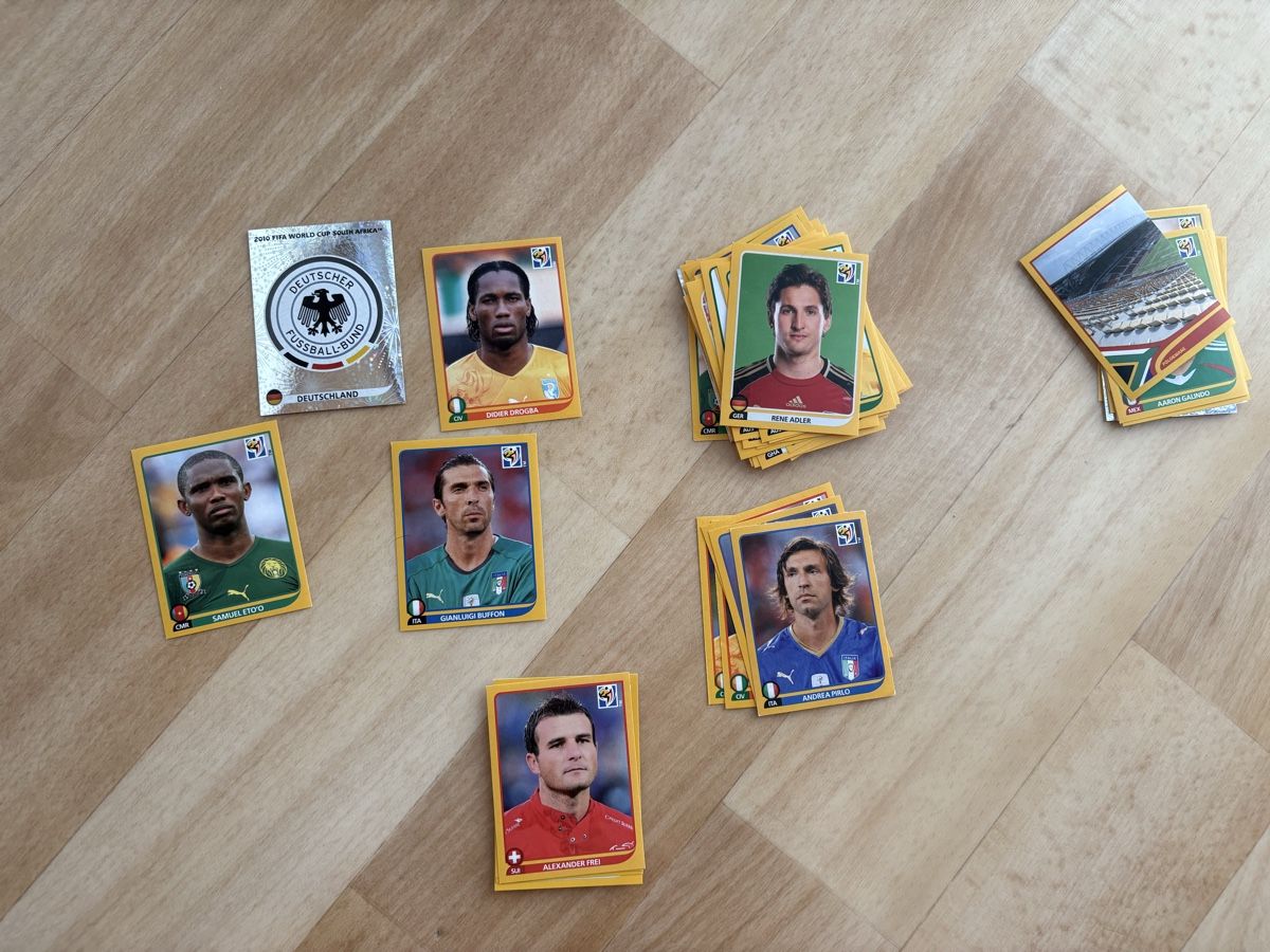 Panini Carte collezionabili: Panini 2010 World Cup Stickerlot – Nuovo (secondo la descrizione) da Wünnewil venduto da VinRa 1
