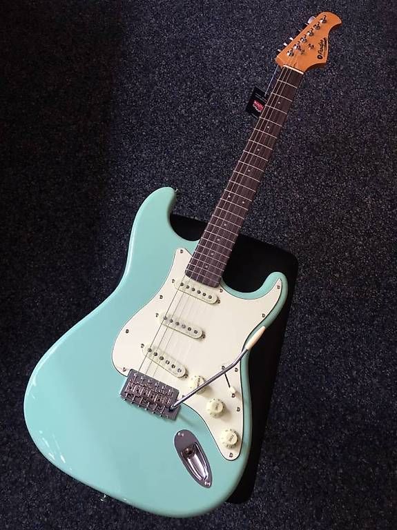 Strumenti musicali: Guitar Prodipe Stratocaster and Telecaster – Usato da Morges venduto da GvnMusic 3