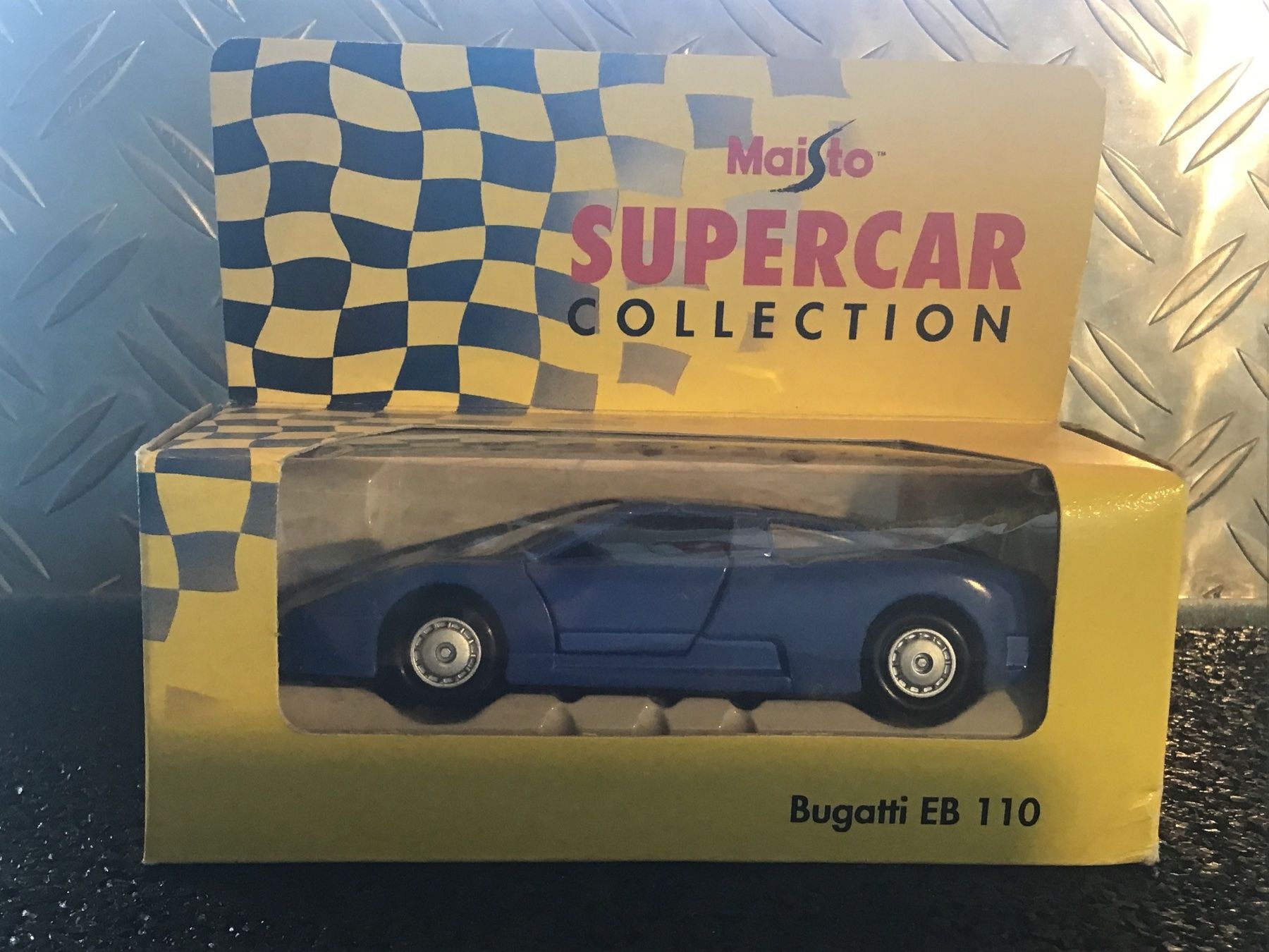 Bugatti Modellini d'auto: MAISTO SUPERCAR COLLECTION BUGATTI EB 110 – Usato da Männedorf venduto da Spezial-Modelle 3