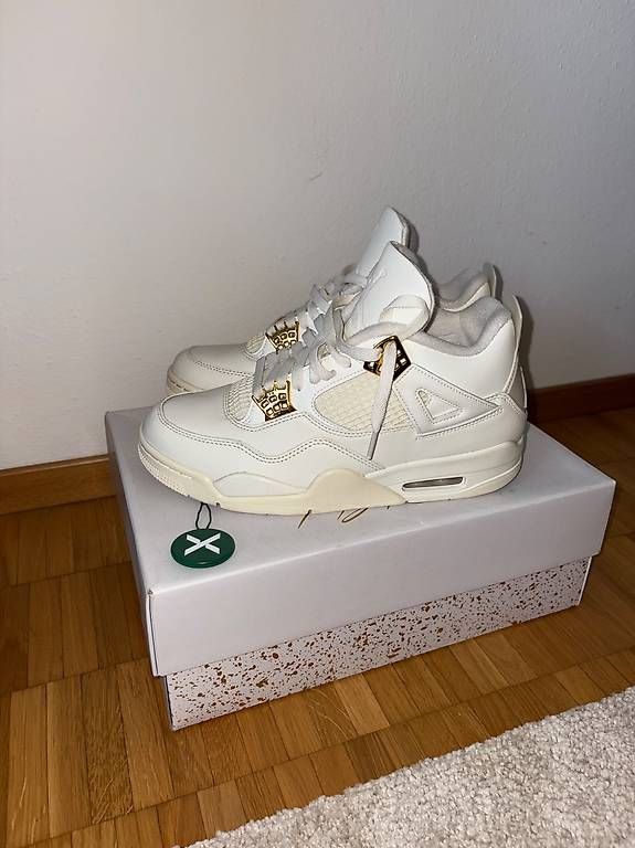 Scarpe da donna: Jordan 4 metallic gold  – Usato da Mendrisio venduto da ros_gps5