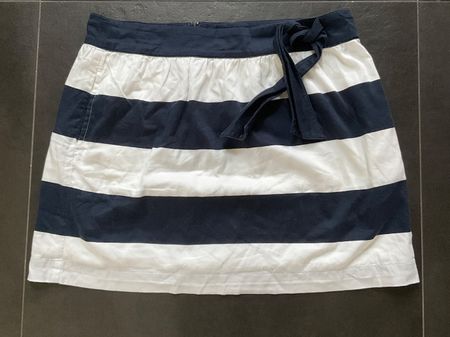 Rock / Röckli, von Tommy Hilfiger, Grösse US  10 (40 / L)