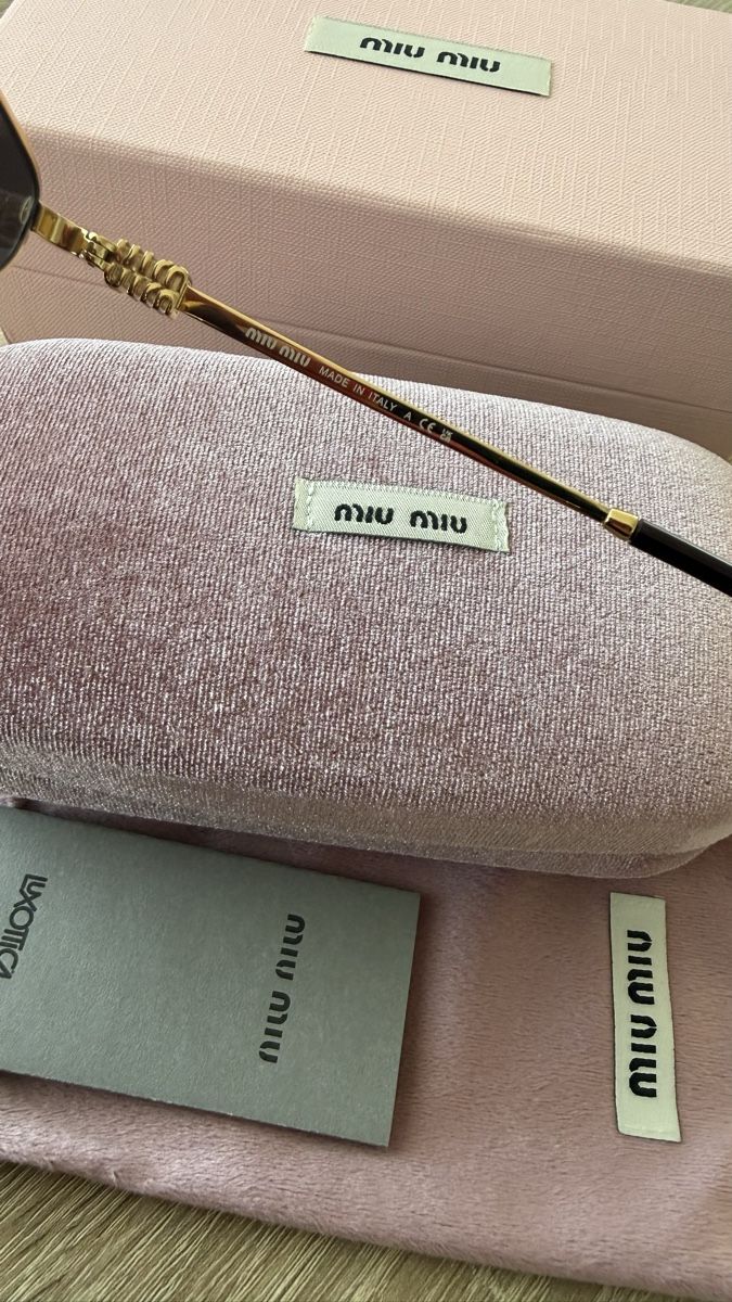Occhiali & Lenti: Miu Miu Sonnenbrille  – Nuovo e nell'imballaggio originale da Winterthur venduto da -BeHappy24- 2