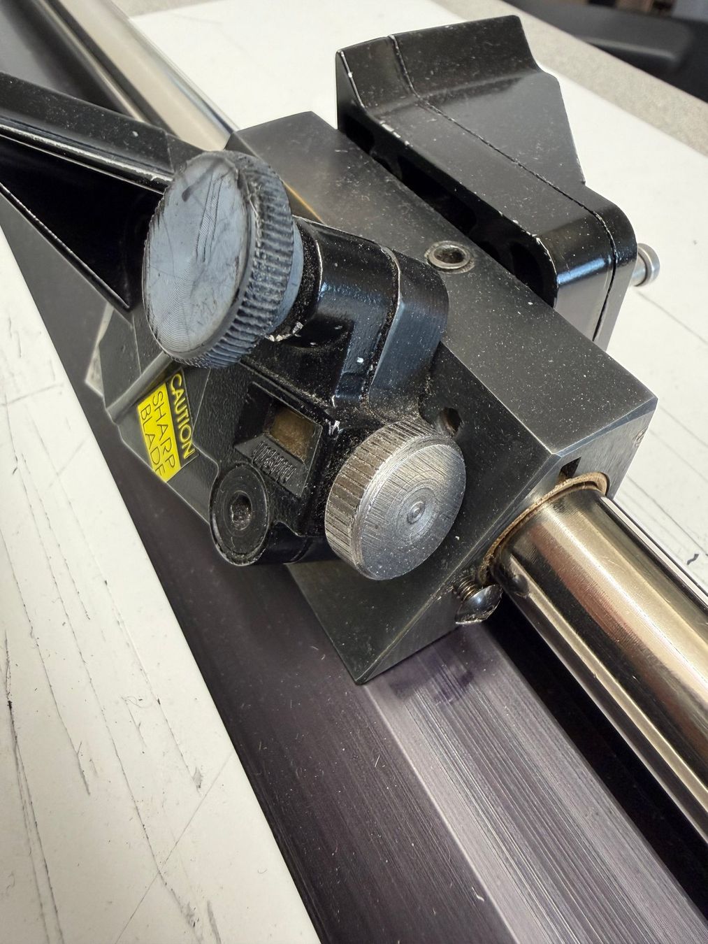 Tutte le macchine: C&H M48 Mat Cutter – Usato da Olten venduto da Jogger24 8