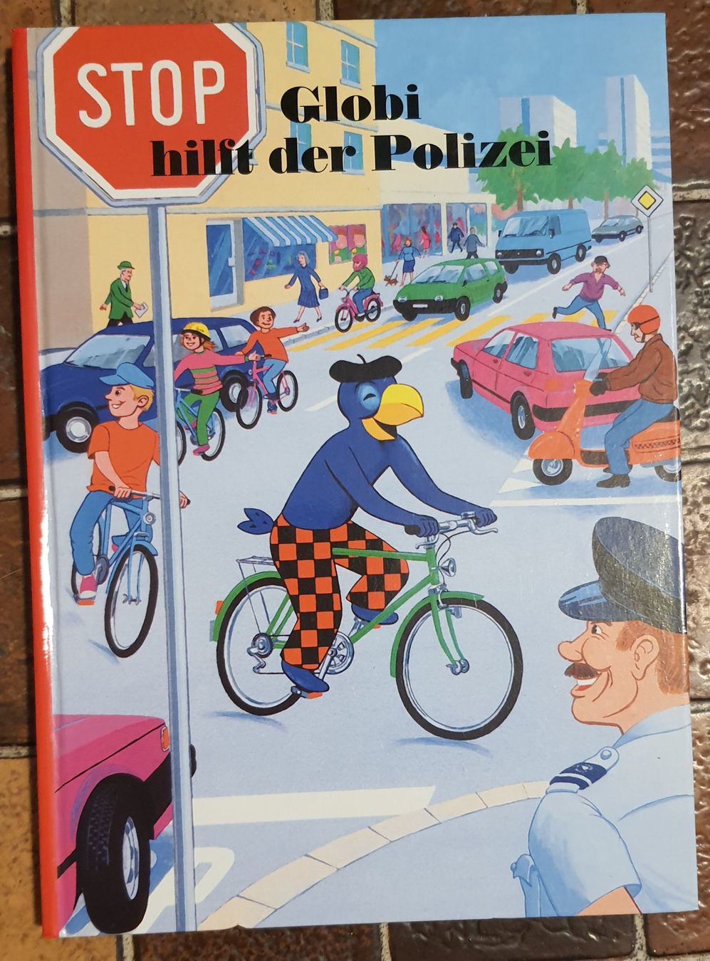 Libri: Kinderbuch - Globi hilft der Polizei – Usato da Seon venduto da Brasilfan