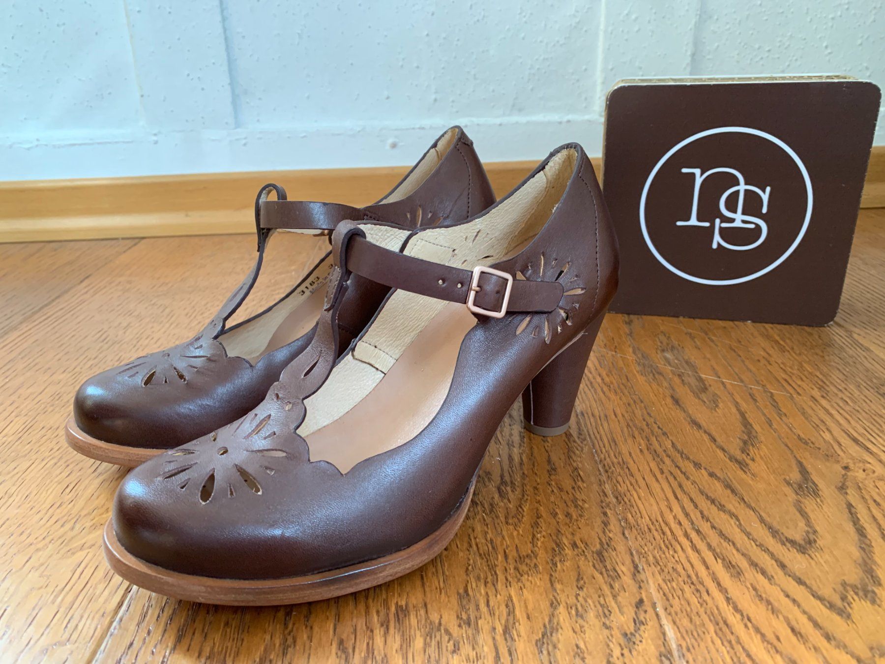 Neosens Scarpe da donna: Neosens Beba 3189 cuero Gr.37 – Nuovo (secondo la descrizione) da Zürich venduto da finsti 1