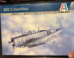 SBD-5 Dauntlees Italeri/Acurate Miniatures 1/48