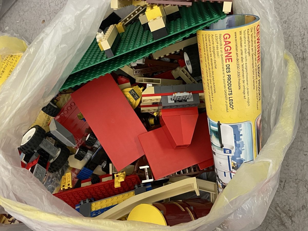 Lego Baukästen: Lego & Lego Duplo -> viele Teile – Gebraucht aus Zürich von Vintage-1993 8