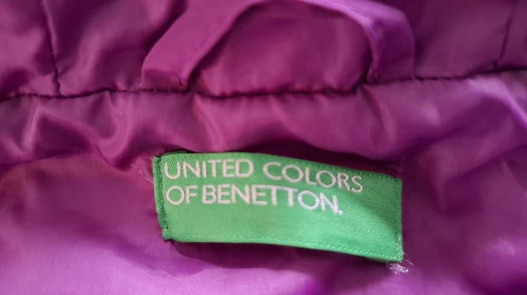 Giacche & Cappotti: Benetton Jacke Grösse 110 – Usato da Wichtrach venduto da Signore 2