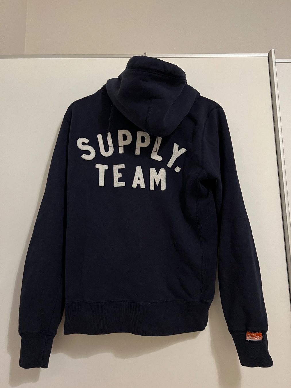 Superdry Vestes: Superdry, Kappuzenjacke – D'occasion à Luzern par sydney01.
