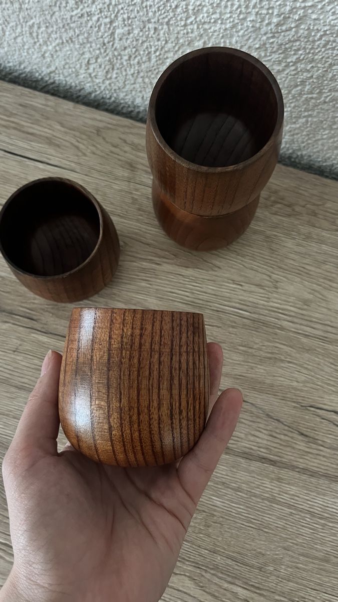 Articoli in legno: 4er Set Holzbecher, rustikal – Usato da Rapperswil SG venduto da Natalia_Ruzhyna 1