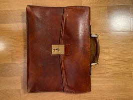 klassische Vintage-Aktentasche aus echtem Leder