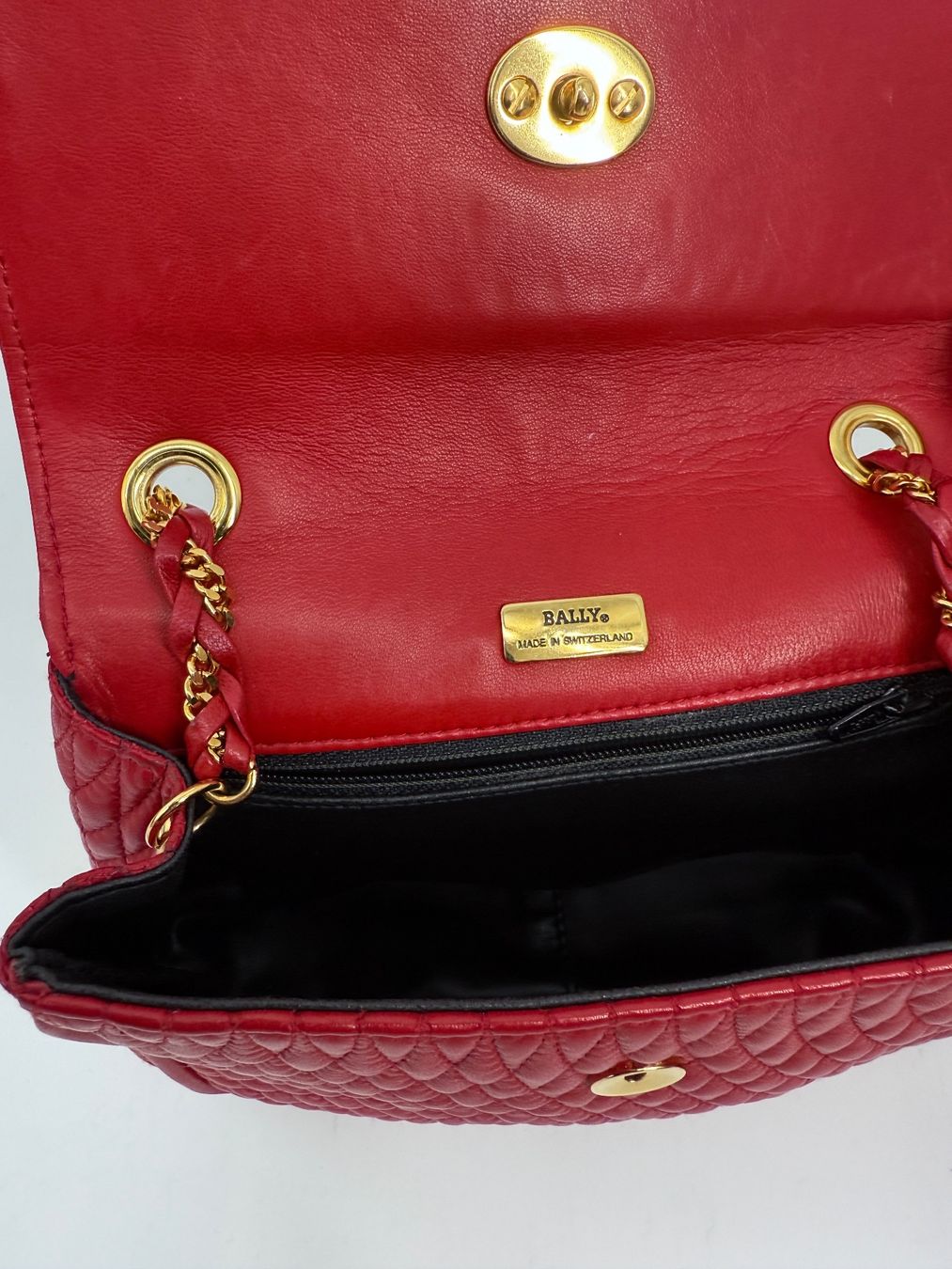 Bally Borse da donna: Gesteppte rote Vintage BALLY Leder Handtasche – Usato da Auenstein venduto da moin. 3