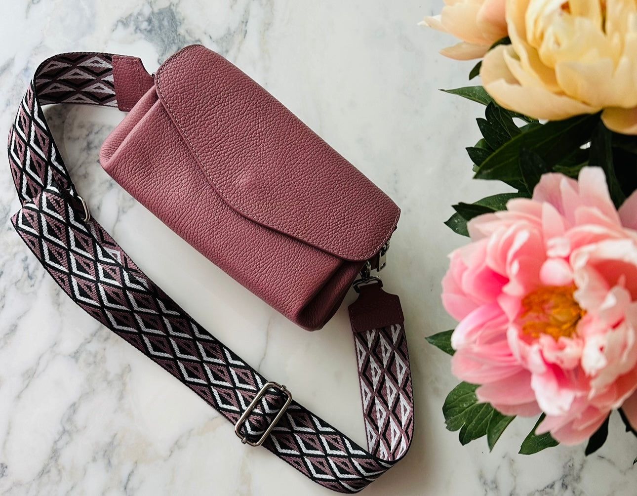 Borse da donna: Envelope "Rosa" – Nuovo e nell'imballaggio originale da Bülach venduto da duffy_fashion_avenue 3