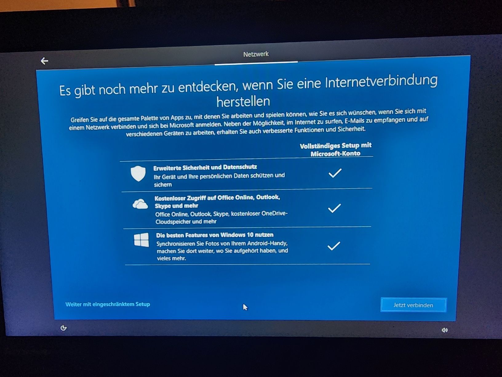 Samsung Dischi rigidi: Samsung SSD 256 Gb  mit Windows 10 Pro – Usato da Domat Ems venduto da Ot5110 4
