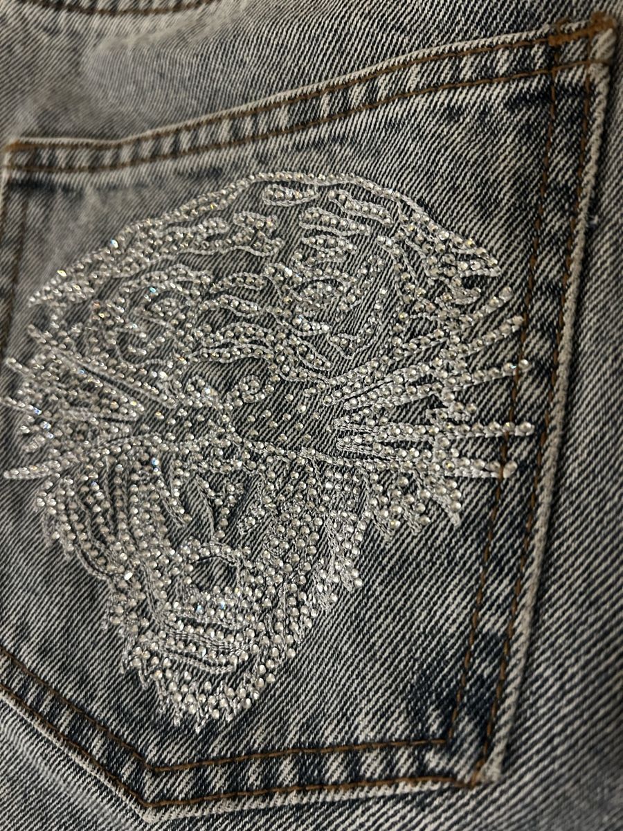 Ed Hardy Jeans: Ed Hardy Jeans mit Steinchen – Usato da Uster venduto da alin13e 8