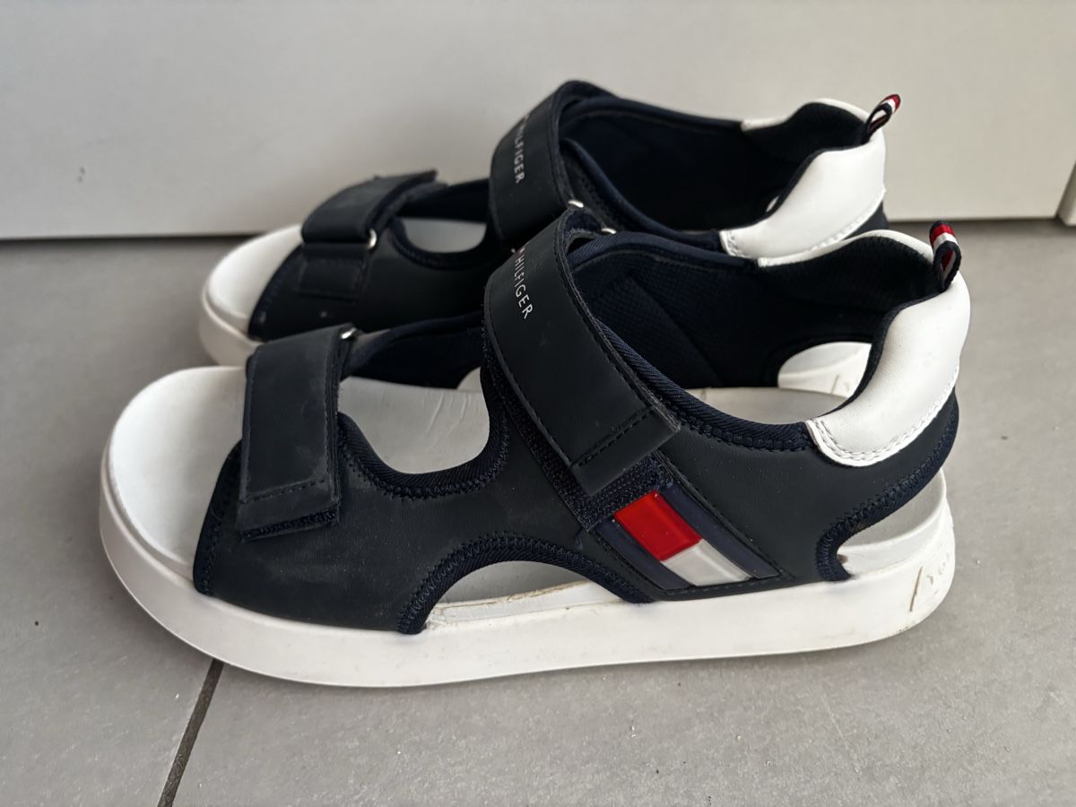 Tommy Hilfiger Herrenschuhe: Tommy Hilfiger Samdalen Gr. 41 – Gebraucht aus Winterthur von NatMet11