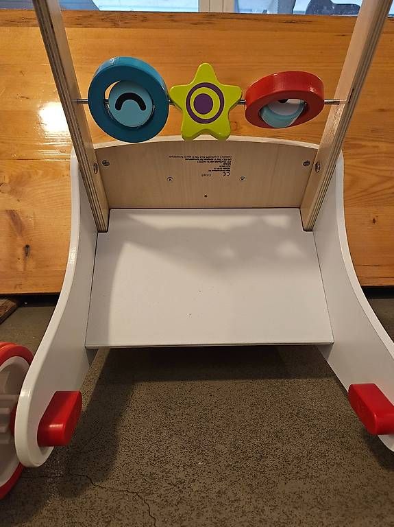 Hape Giocattoli: Hape Lauflernwagen – Usato da Zollikofen venduto da nel_5f8w 4