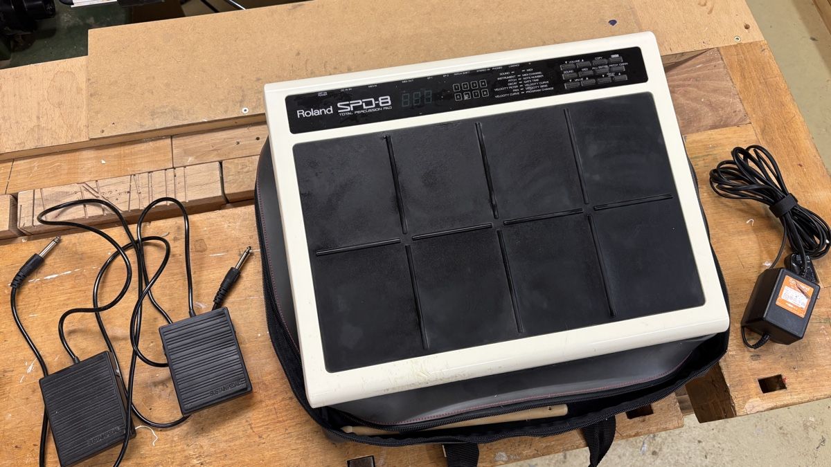 Roland Strumenti musicali: Roland SPD-8 Percussion Pad mit Zubehör – Usato da Winterthur venduto da RC-Brocki
