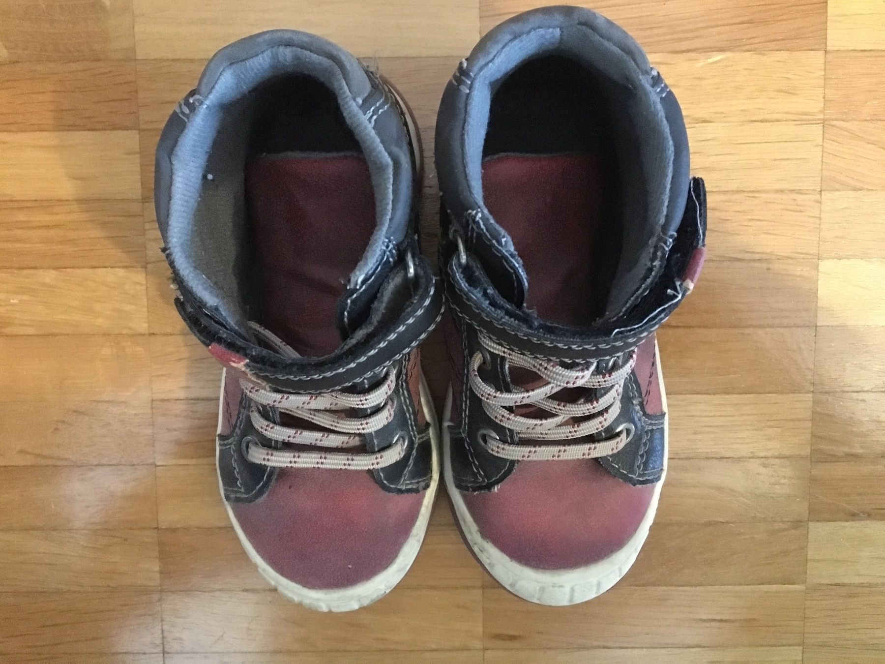 Chaussures garçon: Chaussure garçon – D'occasion à Basel par OK2010 2