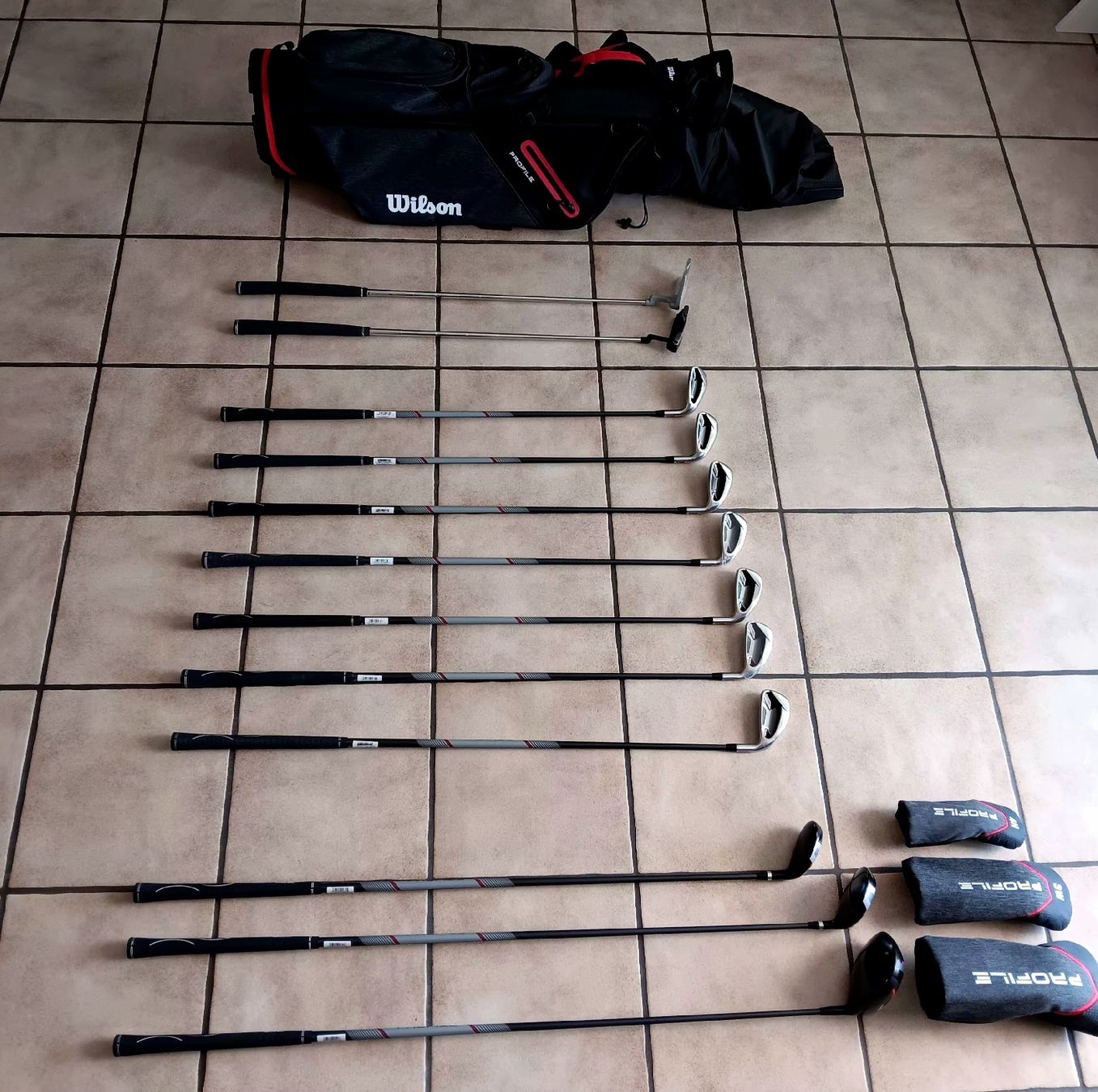 Wilson Clubs & Sets: Wilson Profile Men's Golf Set Rechtsgriff Graphitschaft Ko – D'occasion à Riggisberg par Aslan70 6