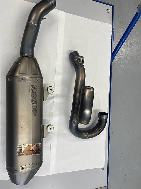 Échappements: Akrapovic Racing Line Auspuff  – D'occasion à Rain par yamaha19