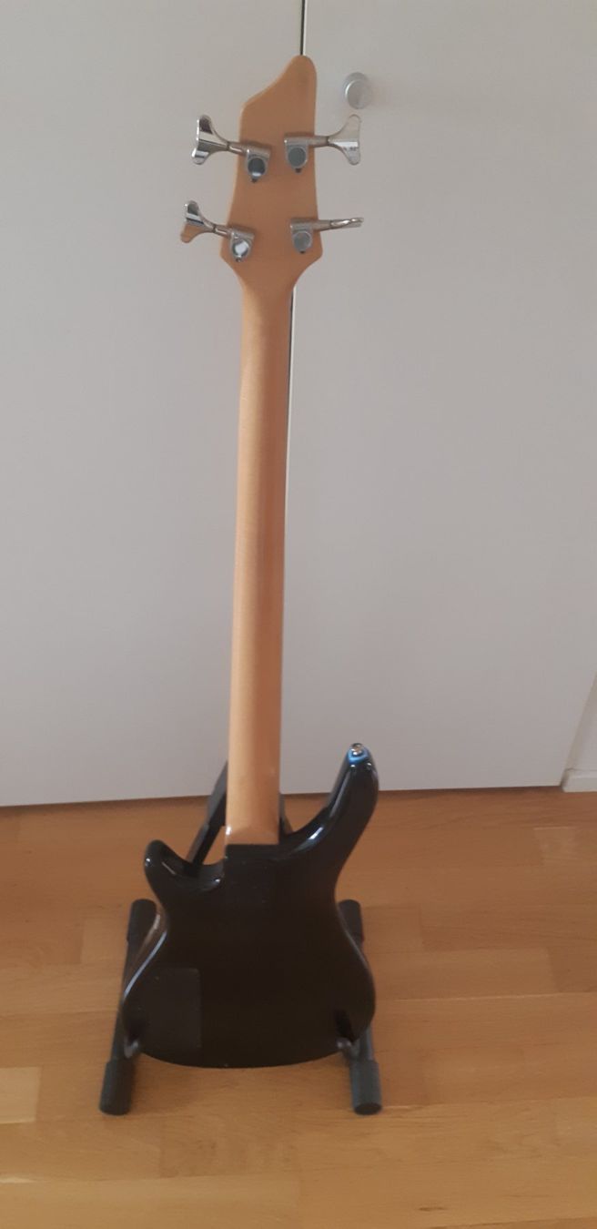 Strumenti musicali: Stagg Fretless Bass. – Usato da Luzern venduto da pirovino73 3
