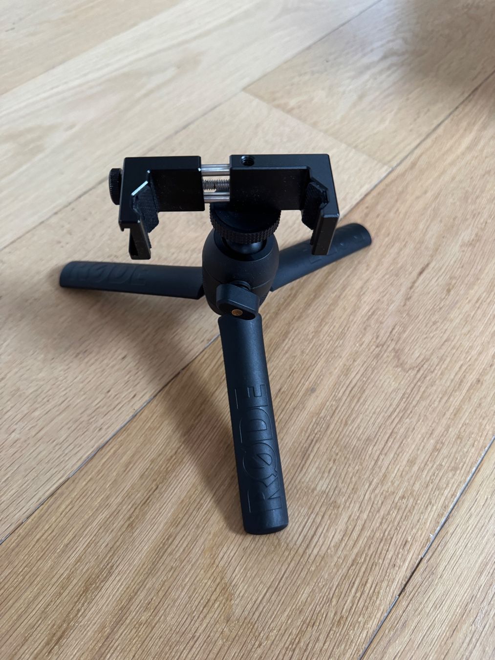 Halterungen: RODE Vlogger Kit – Neu (gemäss Beschreibung) aus Jussy von ali_6d7d 7