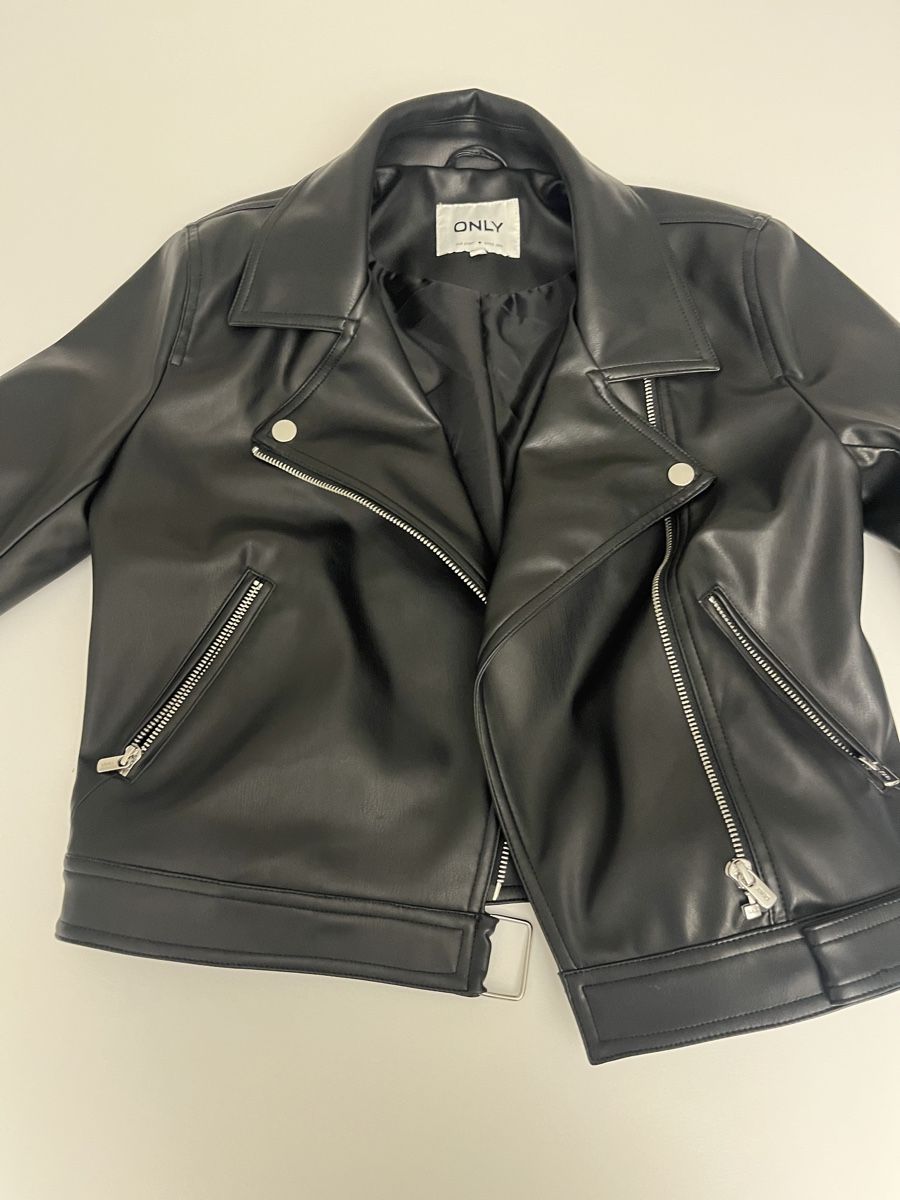 Only Jacken: Bikerjacke Only Lederimitat – Neu (gemäss Beschreibung) aus Grellingen von nadu17