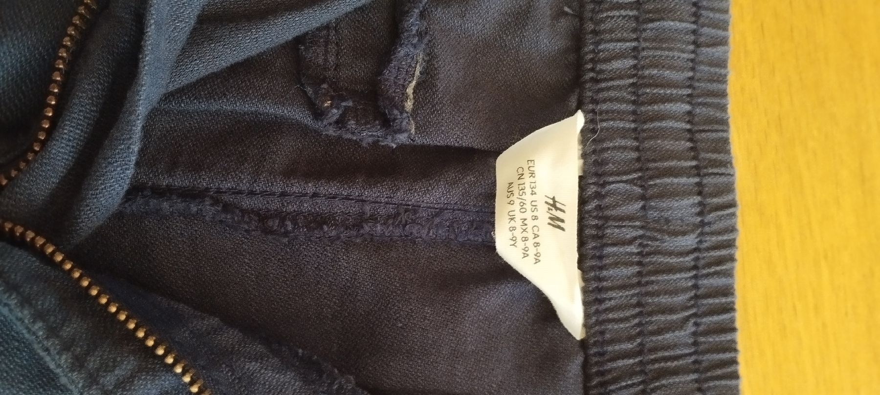 H&M Hosen: Kinder Hosen 134 H&M – Gebraucht aus Mörel von MJoaoCosta 4