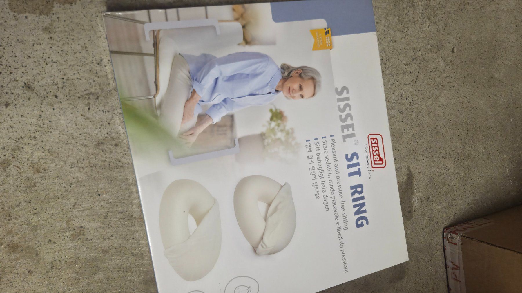 Coussins: Ergonomic Orthopedic Cushion Sit Ring – D'occasion à Zürich par Caeirop