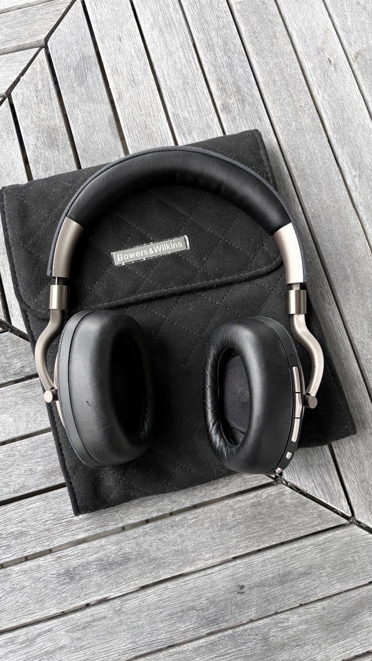 Bowers & Wilkins Casques audio: Kopfhörer Bowers & Wilkins PX – D'occasion à St. Gallen par fei.san 4