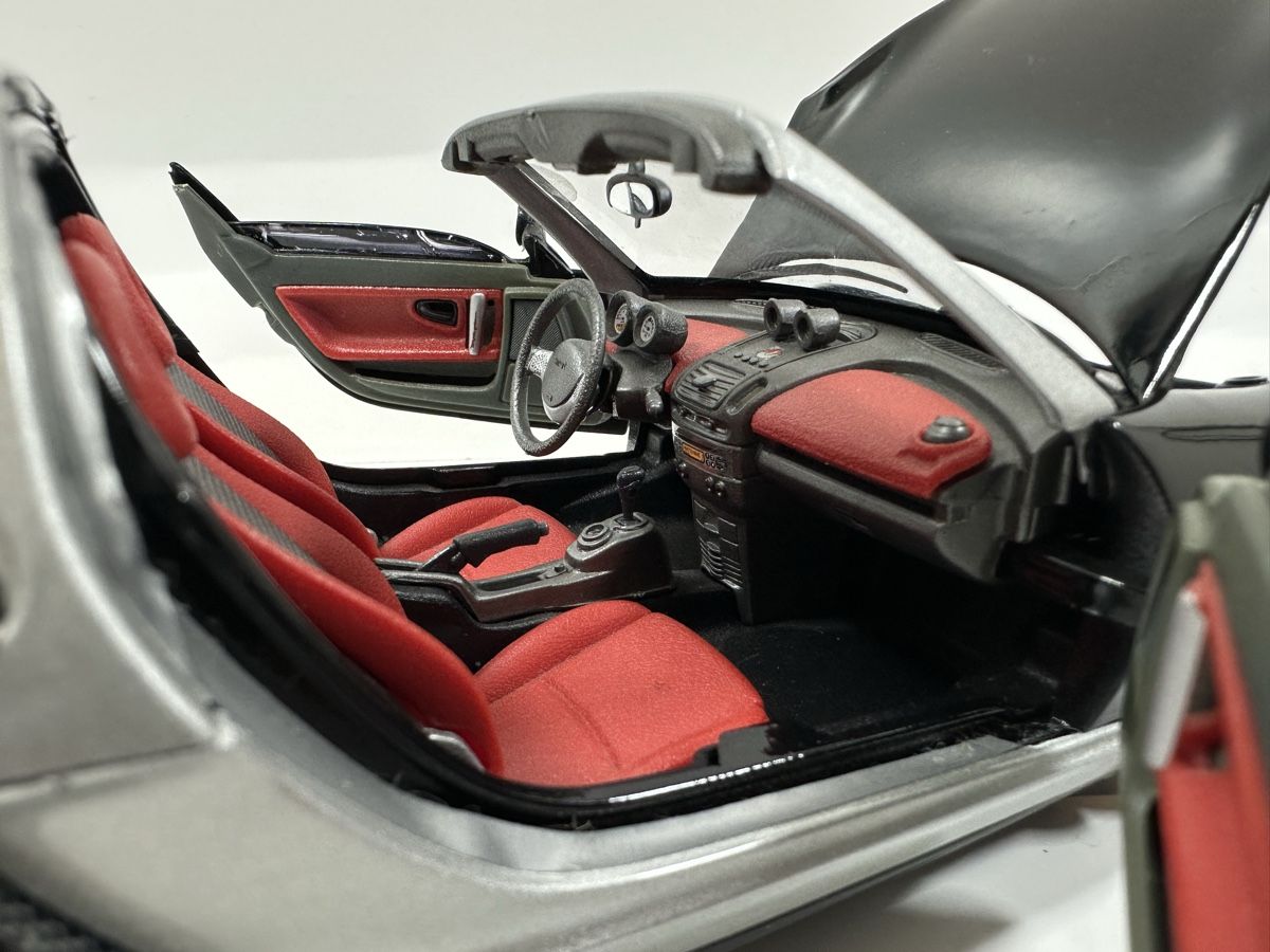 Bburago Modellautos: Smart Roadster 1:18, schwarz, BBURAGO – Gebraucht aus Zofingen von rf9_x2xt 6