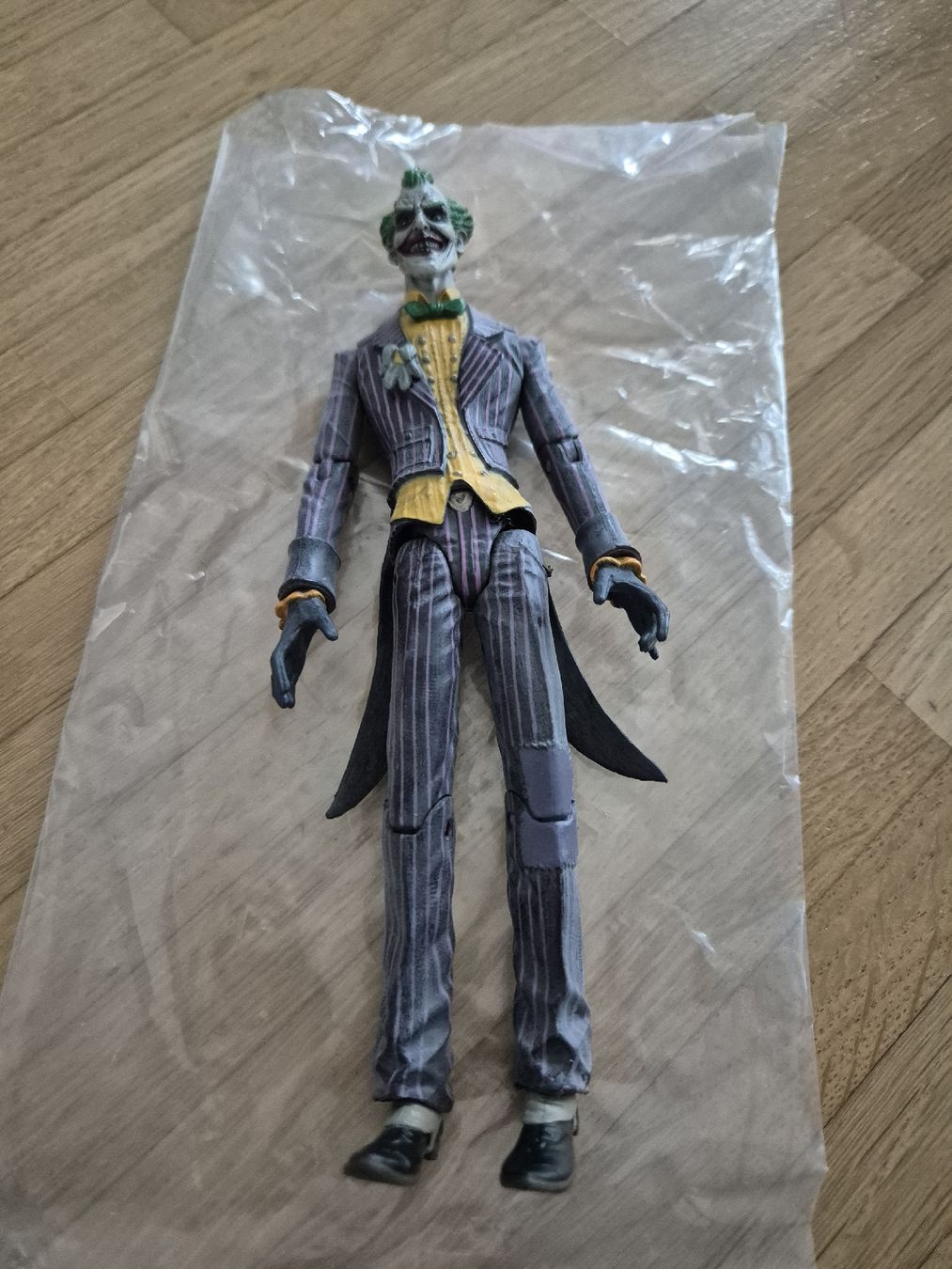 Statuette: Figurine JOKER – Usato da Cugy FR venduto da POWER-STI