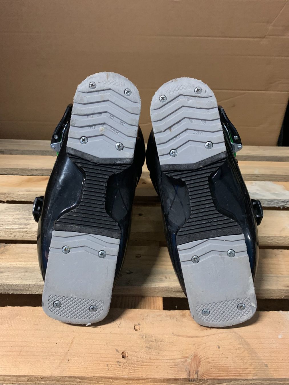 K2 Scarpe per ragazzi: Skischuhe, K2 Xplorer 3, Grösse 37 – Usato da Schwarzsee venduto da Sidecut 3