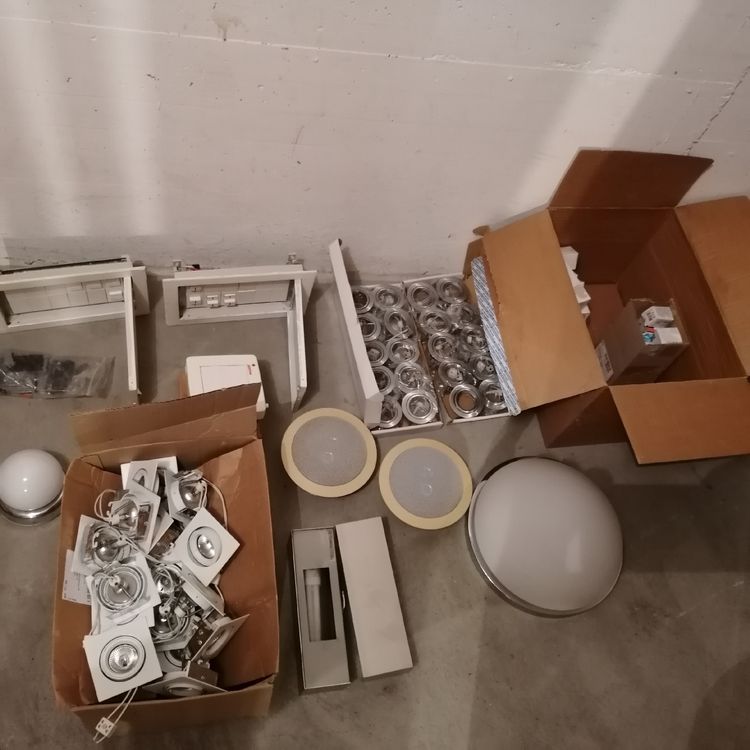 Gebrauchte und neu diverses elektro material 1