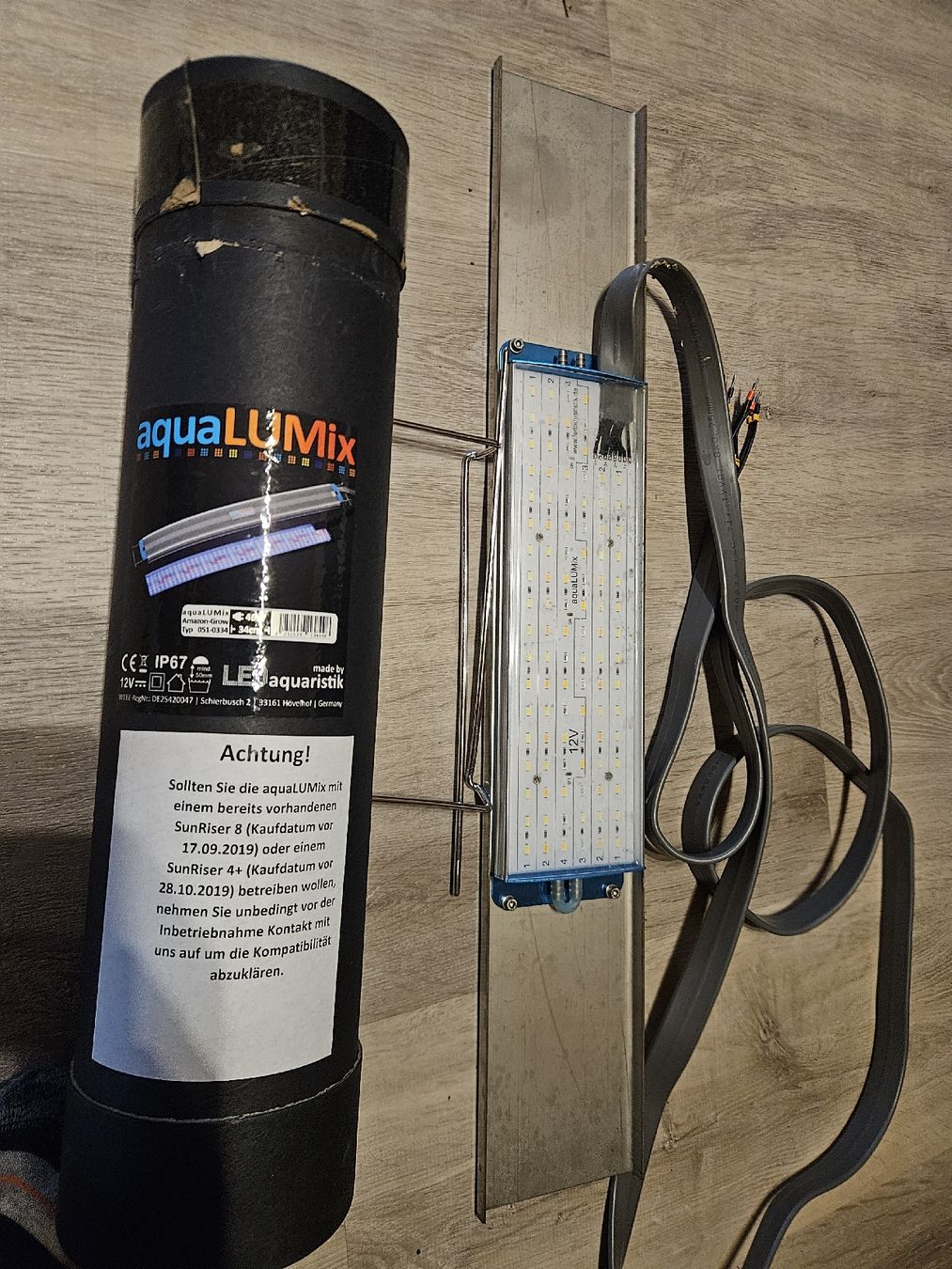 Lampade: LED Aquaristik Aqualumix Lampe, 34cm – Usato da Gümligen venduto da Testerli33