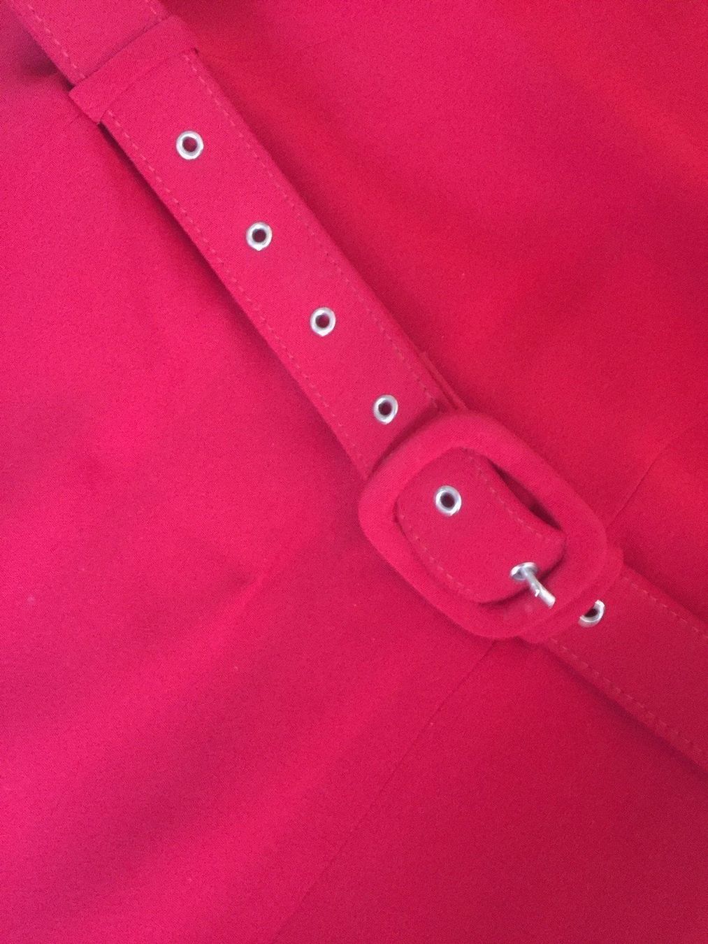 Robes: Robe rouge taille 34 – D'occasion à Küssnacht am Rigi par CALIFRASQUI 2