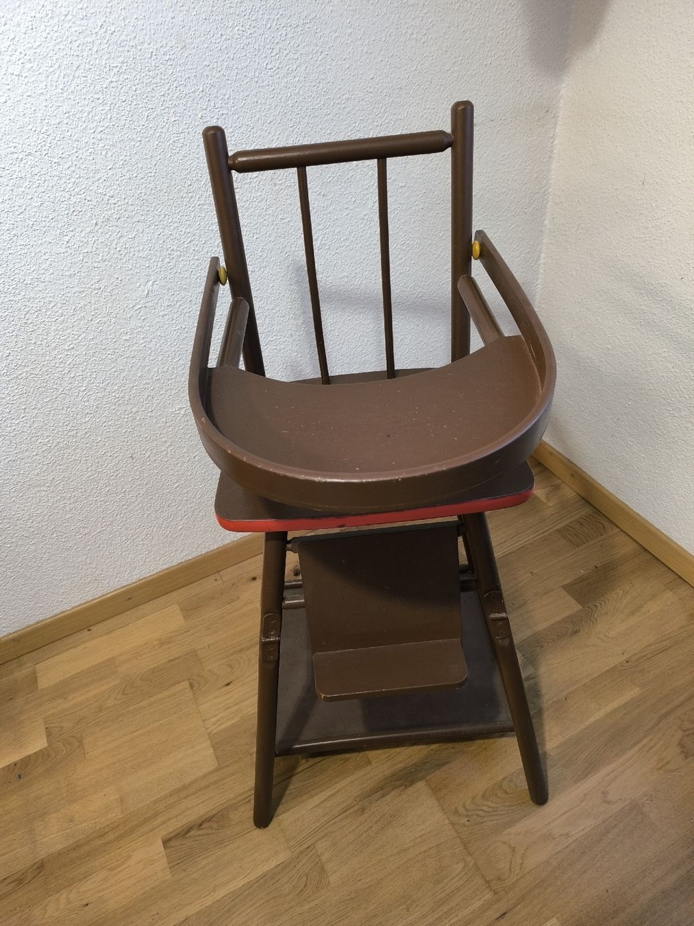 Chaises hautes: Vintage Kinderstuhl – D'occasion à Niederhasli par Bella053 1