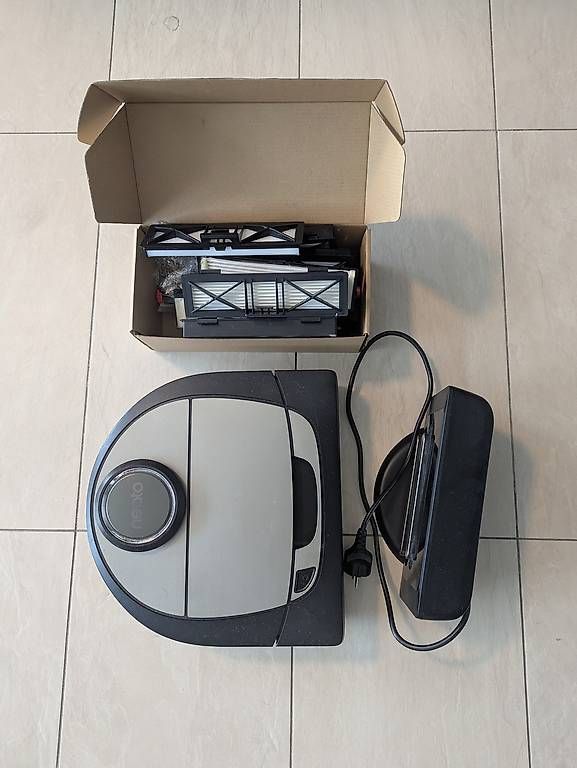 Aspirapolveri & Accessori: Aspirateur robot Neato – Usato da Renens VD venduto da nor_y5hj