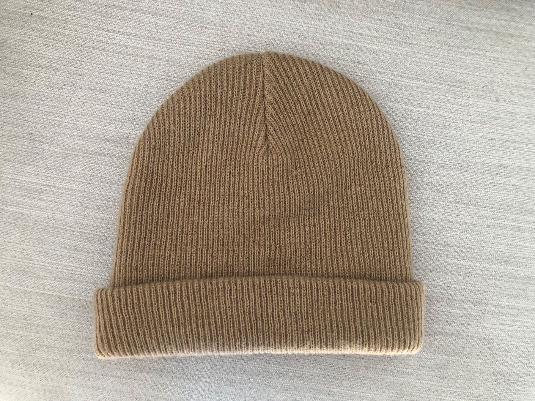Copricapi, berretti & cappellini: Beanie - one size – Nuovo (secondo la descrizione) da Lausanne venduto da ami_jjt5 1