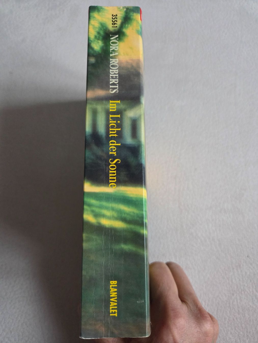 Bücher: Nora Roberts - Im Licht der Sonne – Gebraucht aus Bergdietikon von Tanne_10 2