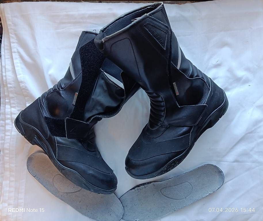 Herrenschuhe:  Motorradstiefel Herren  – Gebraucht aus Schwarzenberg LU von Schaemu