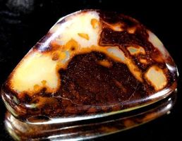 Boulder Opal Anhänger 25.00cts.