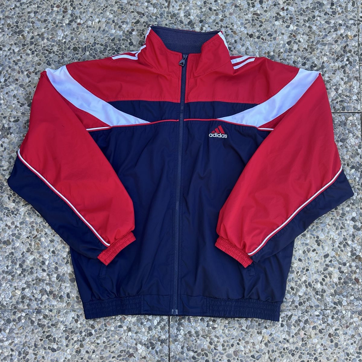 Adidas Giacche: Vintage Adidas Windbreaker jacket – Usato da brent venduto da fukusapes