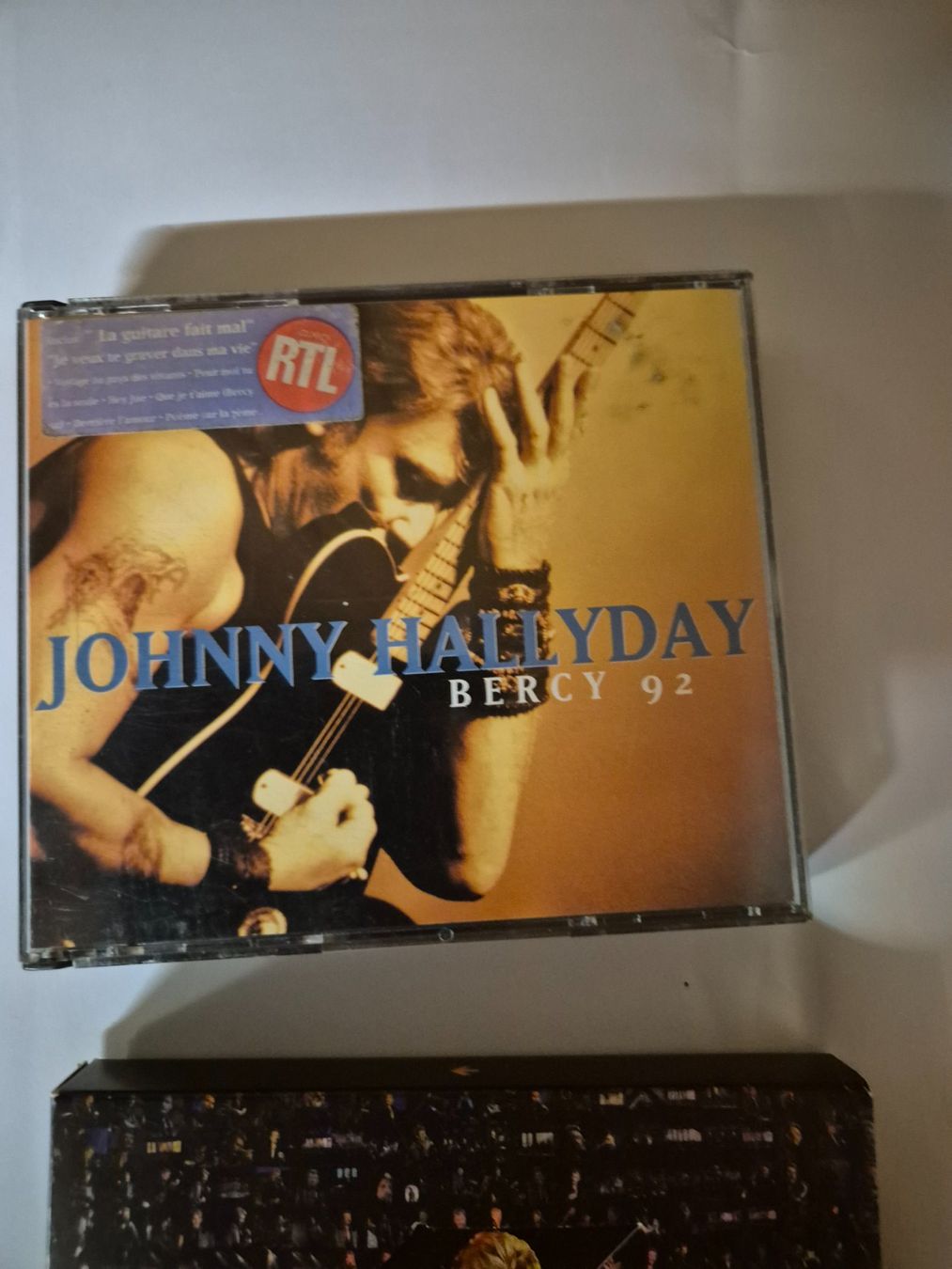 CD: CD JOHNNY – Usato da Moutier venduto da cat365 1