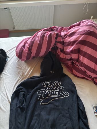 Pull and Bear Kapuzenpullover schwarz Grösse M gebraucht