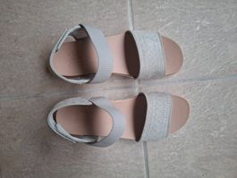 Neue Sandalen (Skechers)