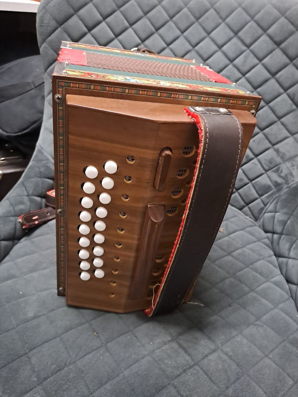 Instruments de musique: schwyzerorgeli ton B – D'occasion à Villeneuve par BibiVintage 7