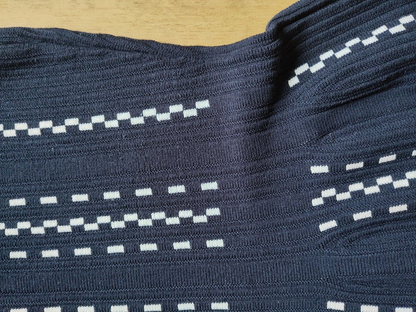 H&M Vestiti: Strickkleid, H&M, Grösse M, sehr angenehm – Usato da Jona venduto da 2Schnapp 4